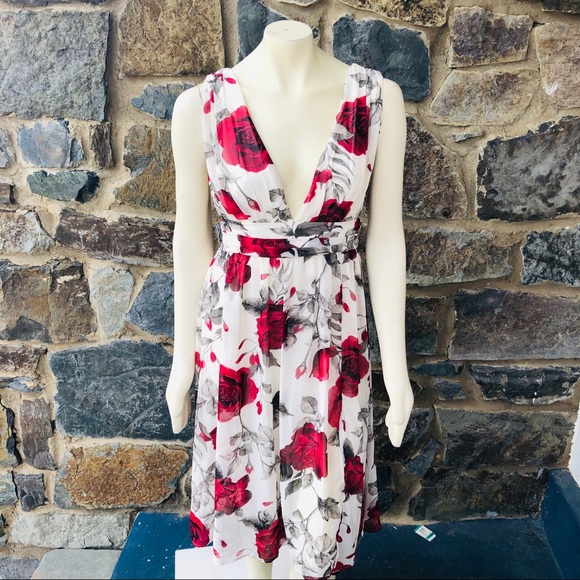 Lulu’s Queen of Hearts White Floral Print Dress - Picture 2 of 14